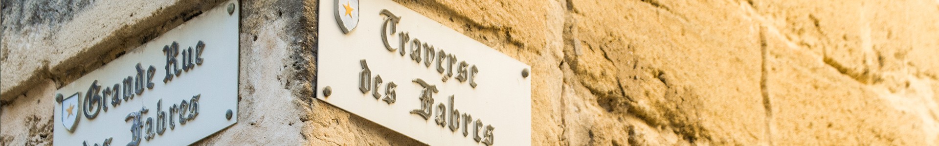 rue-de-sfabres-centre-historique-3978