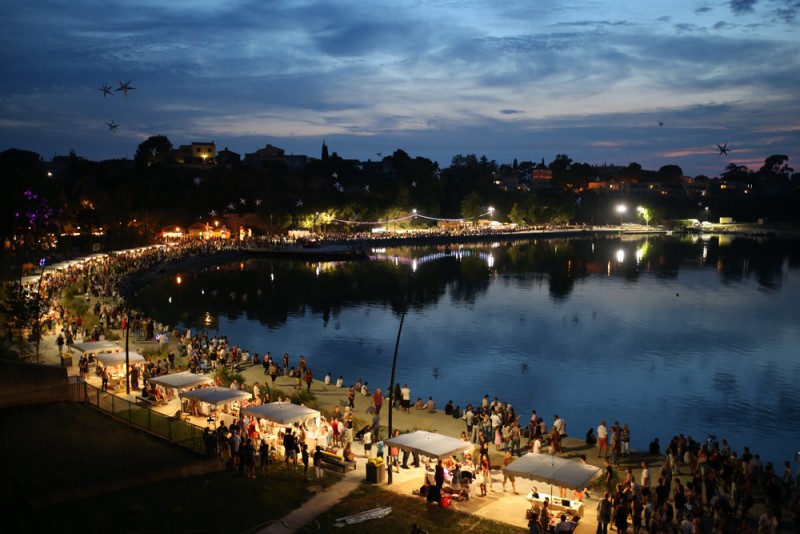 Les rives de l'étang de l'Olivier istres