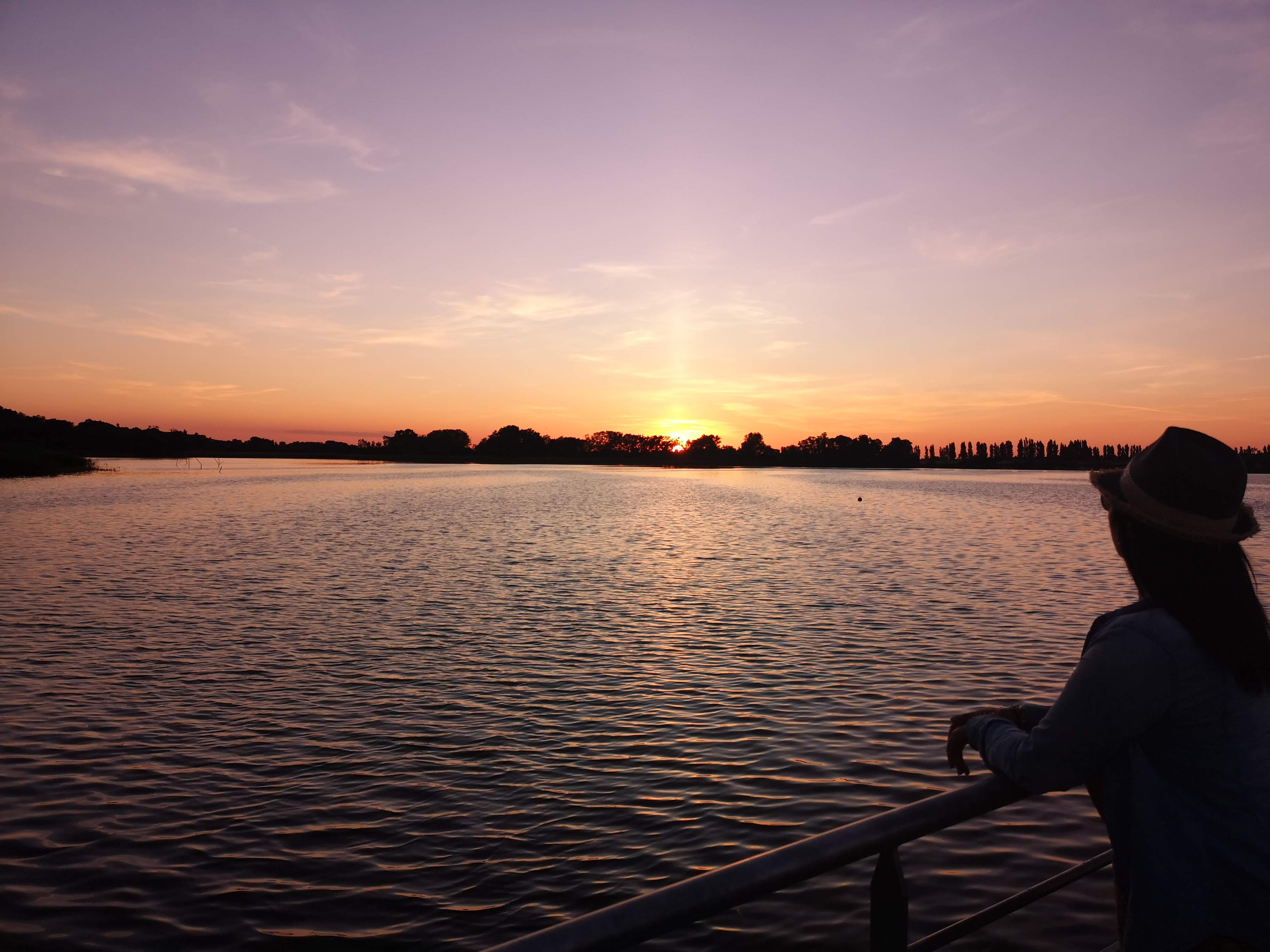 Coucher de soleil sur l'étang d'Entressen