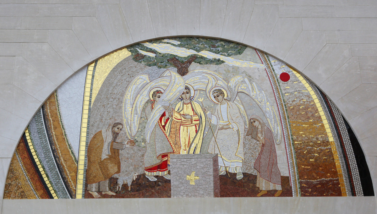 eglise_sainte_famille1plepicouche.jpg - © Service communication ville d'Istres eglise_sainte_famille1plepicouche.jpg