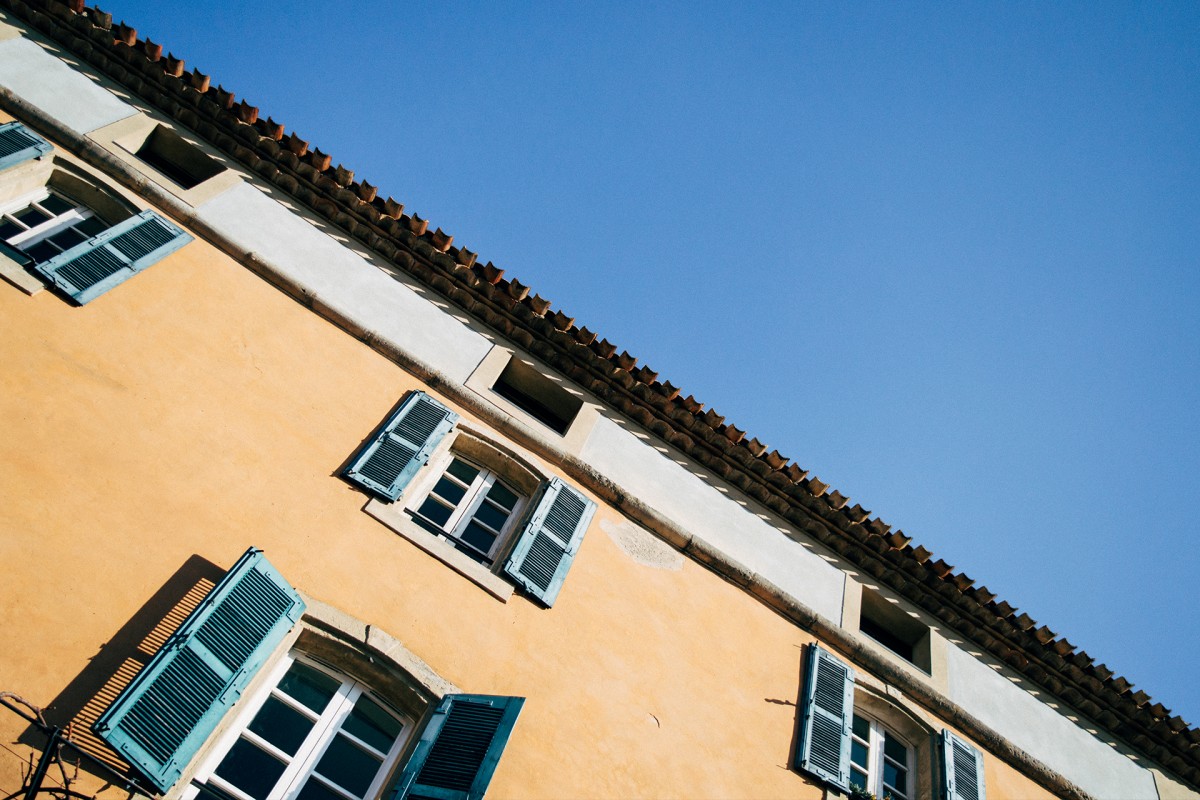 Façades du centre-ville d'Istres 
