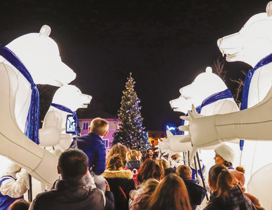Parade lumineuse Montreur d'Ours