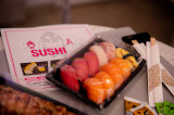 cote_nake_sushi_charles_delorraine_1_patio.jpg