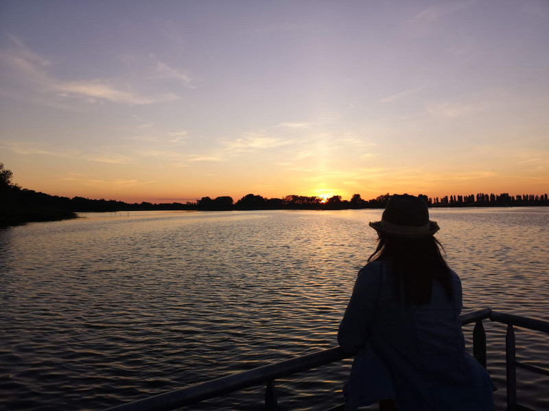 etang_entressen_coucher_de_soleil_mai_2020_23.jpg etang_entressen_coucher_de_soleil_mai_2020_23.jpg