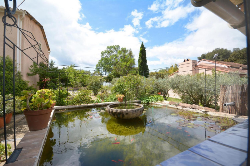 Bassin devant la chambre