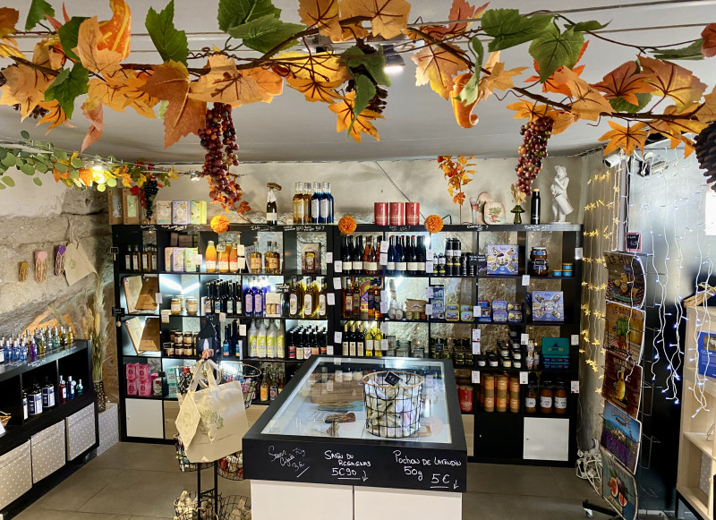 Boutique de l'Office de Tourisme - La suite..._Istres - © aurore Boutique de l'Office de Tourisme - La suite..._Istres