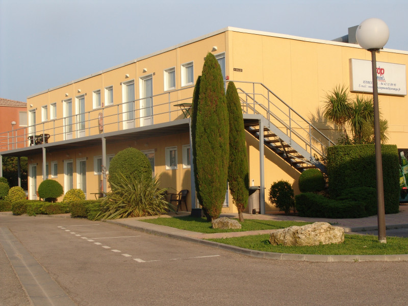 Top Motel