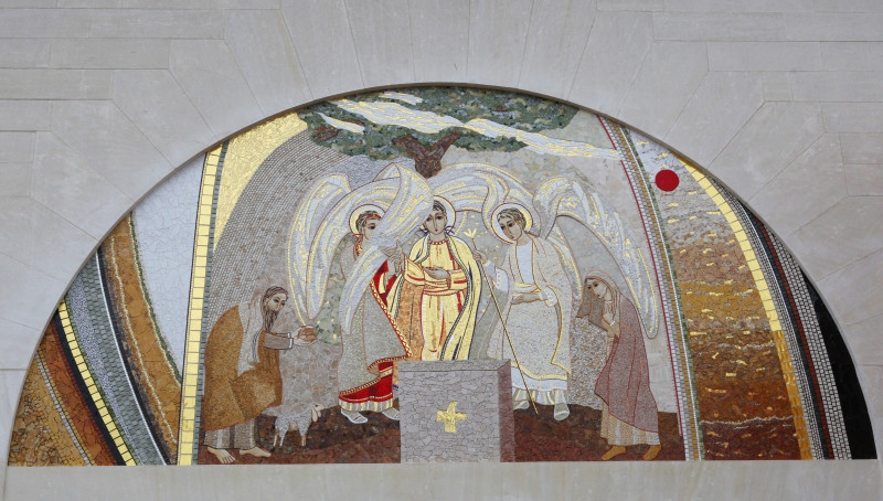 eglise_sainte_famille1plepicouche.jpg