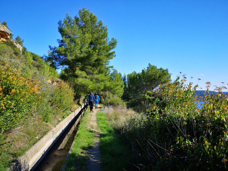 Canal de Raoux, GR2013 vers Miramas