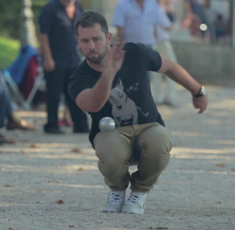 Une petite pétanque. tu tires ou tu pointes ?!!