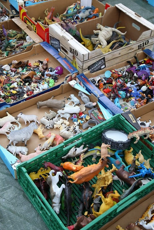 Rassuen garage sale_Istres