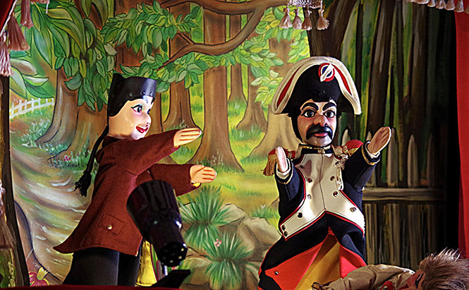 Spectacle de marionnettes : Le Noël des bambins « Guignol »_Istres Spectacle de marionnettes : Le Noël des bambins « Guignol »_Istres