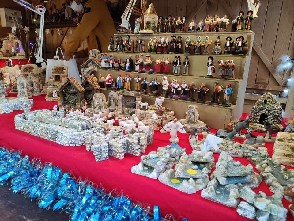 Marché de Noël et sa place aux délices_Istres Marché de Noël et sa place aux délices_Istres