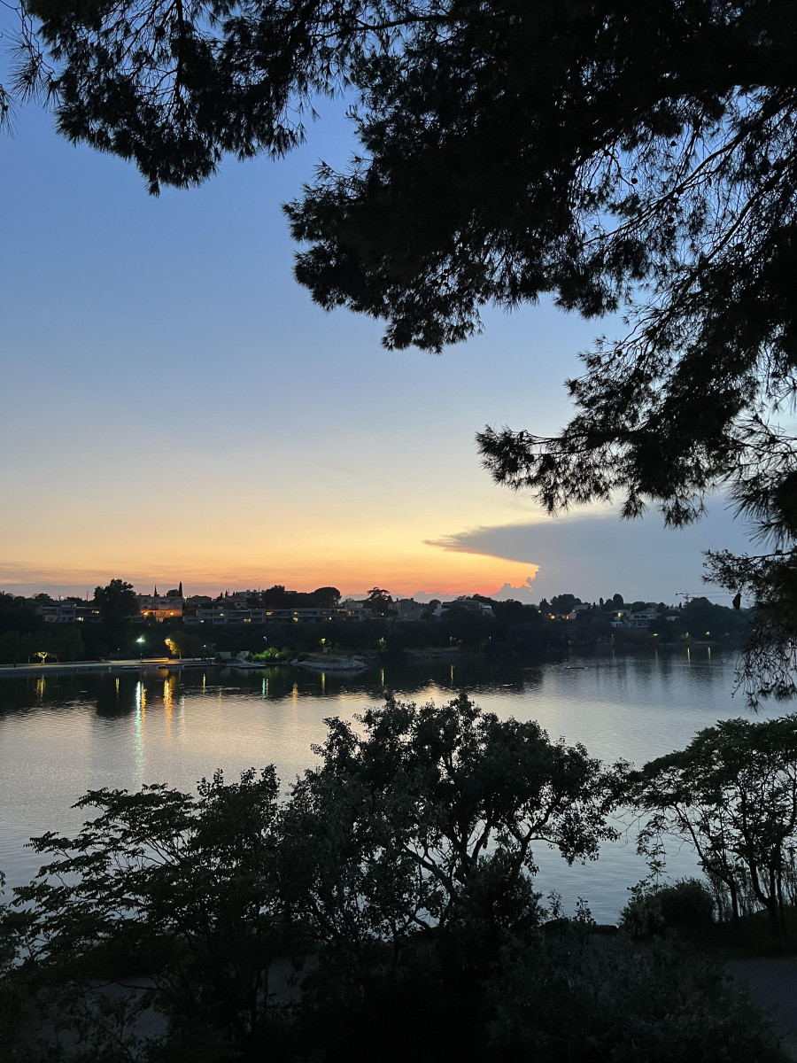 Éco-balade : Contempler le coucher de soleil_Istres - © JP Office de tourisme d'Istres Éco-balade : Contempler le coucher de soleil_Istres