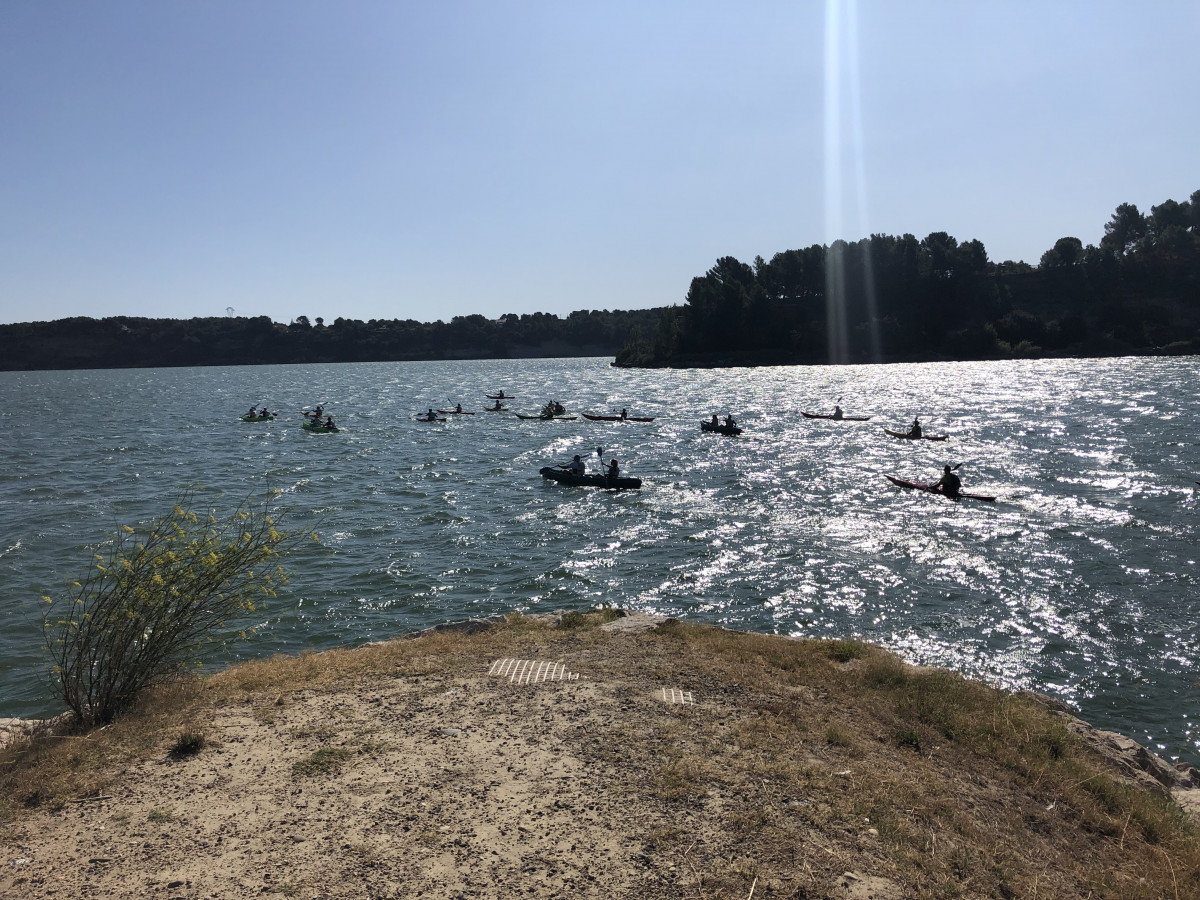 fete_d_istres_aout_2019_escapade_kayak_42.jpg fete_d_istres_aout_2019_escapade_kayak_42.jpg