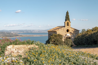 Discover the Romanesque chapels on Saint-Etienne hill_Istres Discover the Romanesque chapels on Saint-Etienne hill_Istres