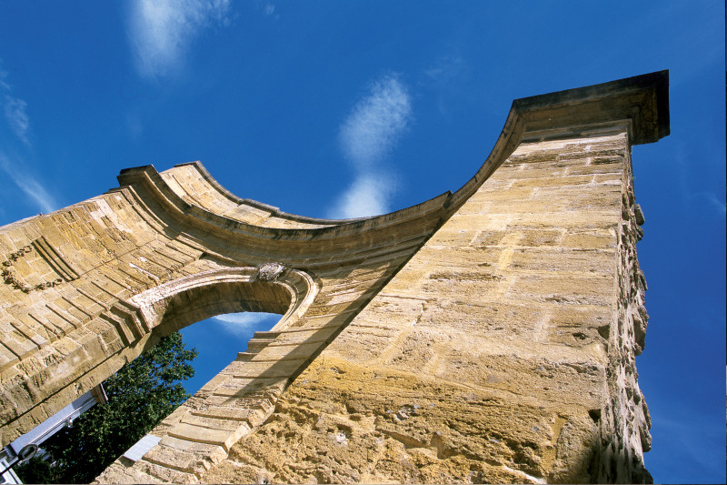 Porte d'Arles