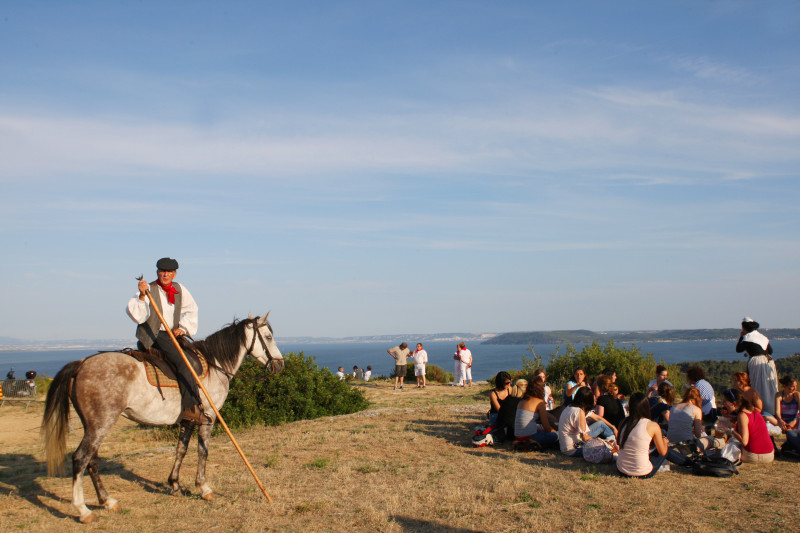 Porteurs de la flamme de la Saint Jean_Istres