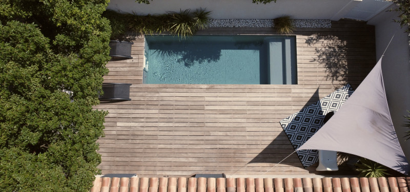 Location BERNARD_Istres