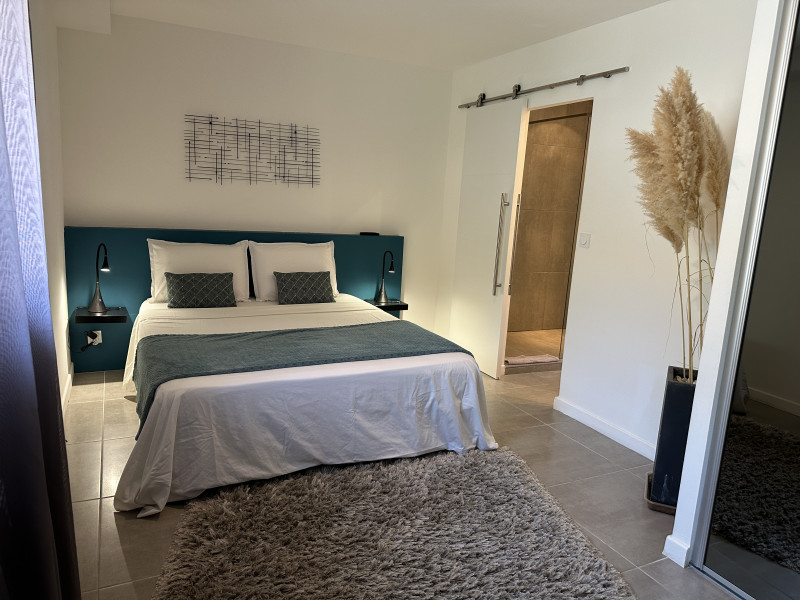 Location BERNARD_Istres