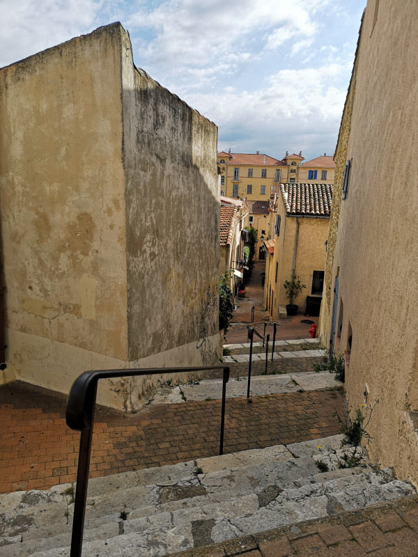 centre_historique_eglise_ndb_juillet_benoit_68.jpg centre_historique_eglise_ndb_juillet_benoit_68.jpg