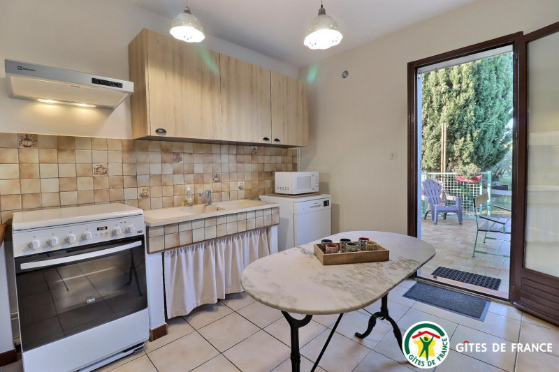 coin cuisine donnant directement accès à la terrasse du nord coin cuisine donnant directement accès à la terrasse du nord