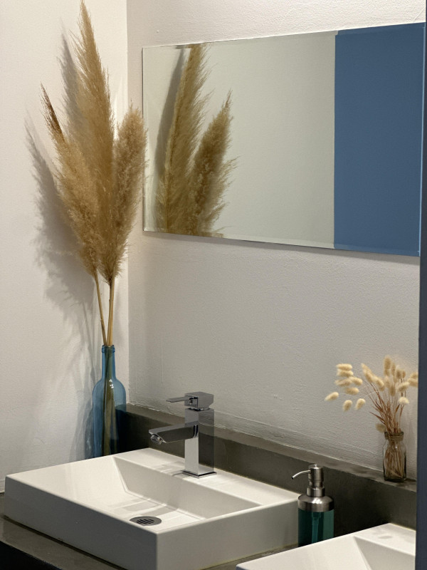 Location BERNARD_Istres