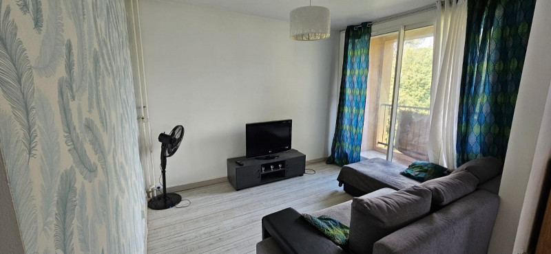 Urbino / Appartement entier meublé_Istres