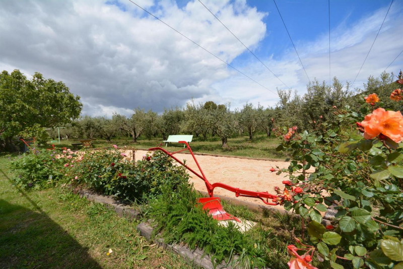 Terrain de pétanque commun - © Gîtes de France Terrain de pétanque commun