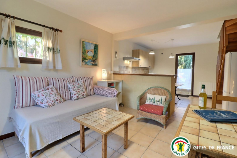 coin salon au rez-de-chaussée coin salon au rez-de-chaussée