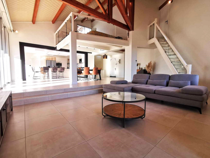 22_salon_4.jpg 22_salon_4.jpg