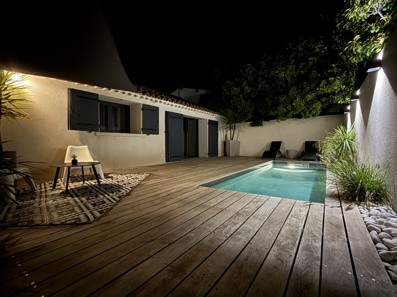 Location BERNARD_Istres