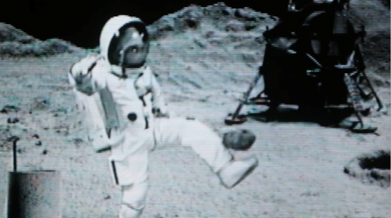 Pierrick on the moon 3 - © DR Pierrick on the moon 3