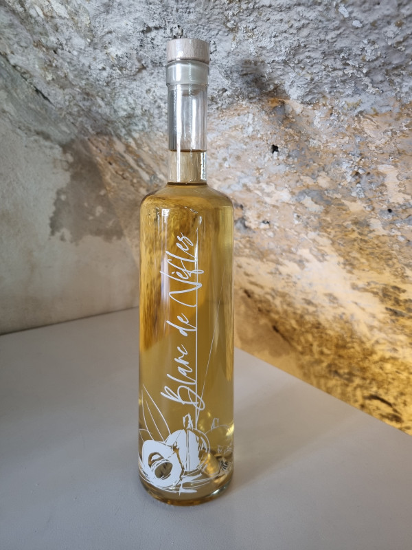 blanc-de-nefles-light-211660
